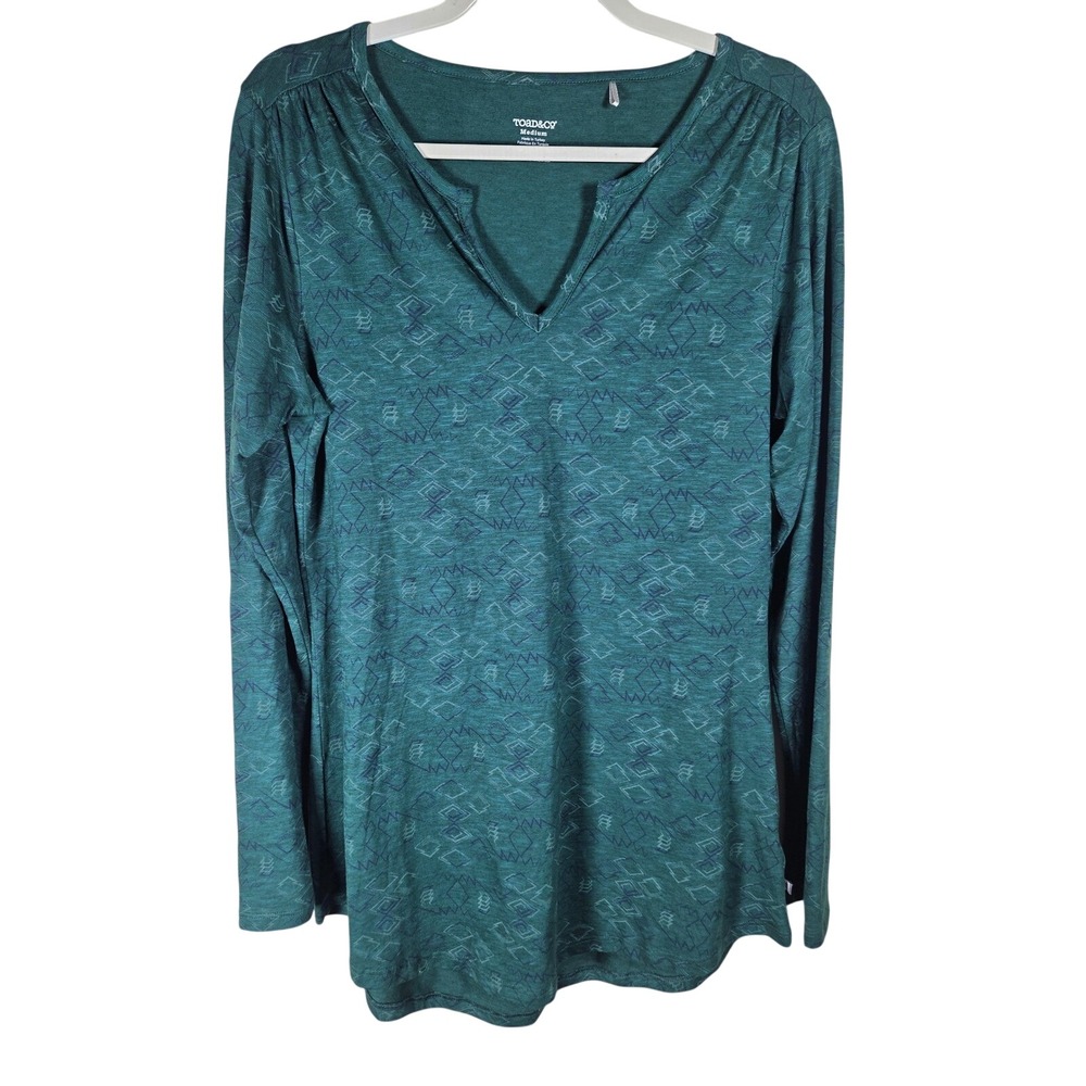 Toad&Co Womens Medium Green Geometric Print‎ Roll Tab Long Sleeve Split Neck Top